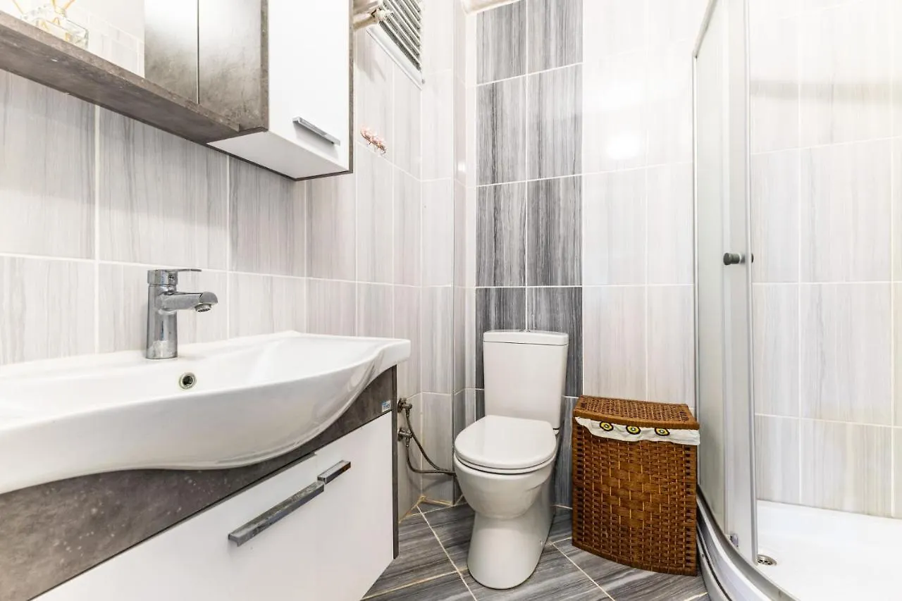 Apartment Flat 5 Min To Bagdat Ave 8 Min To Moda In Kadikoy Istanbul