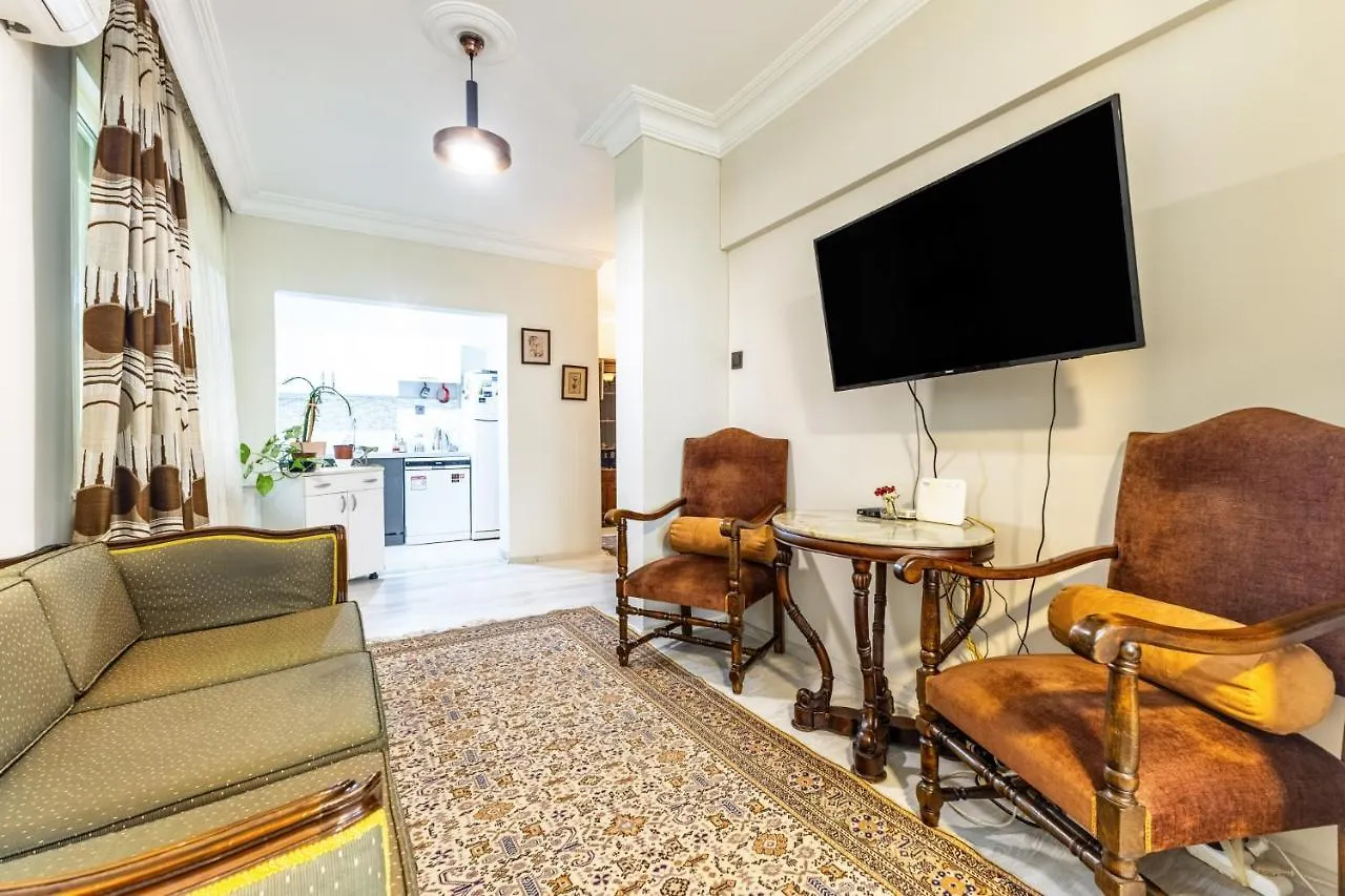 Flat 5 Min To Bagdat Ave 8 Min To Moda In Kadikoy Istanbul 0*,  Turkey