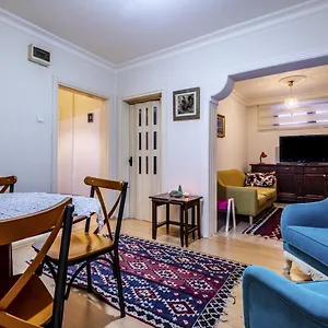 Apartment Central, Istanbul